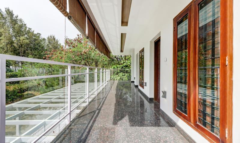 Caspian Beach Resort Alappuzha Екстериор снимка