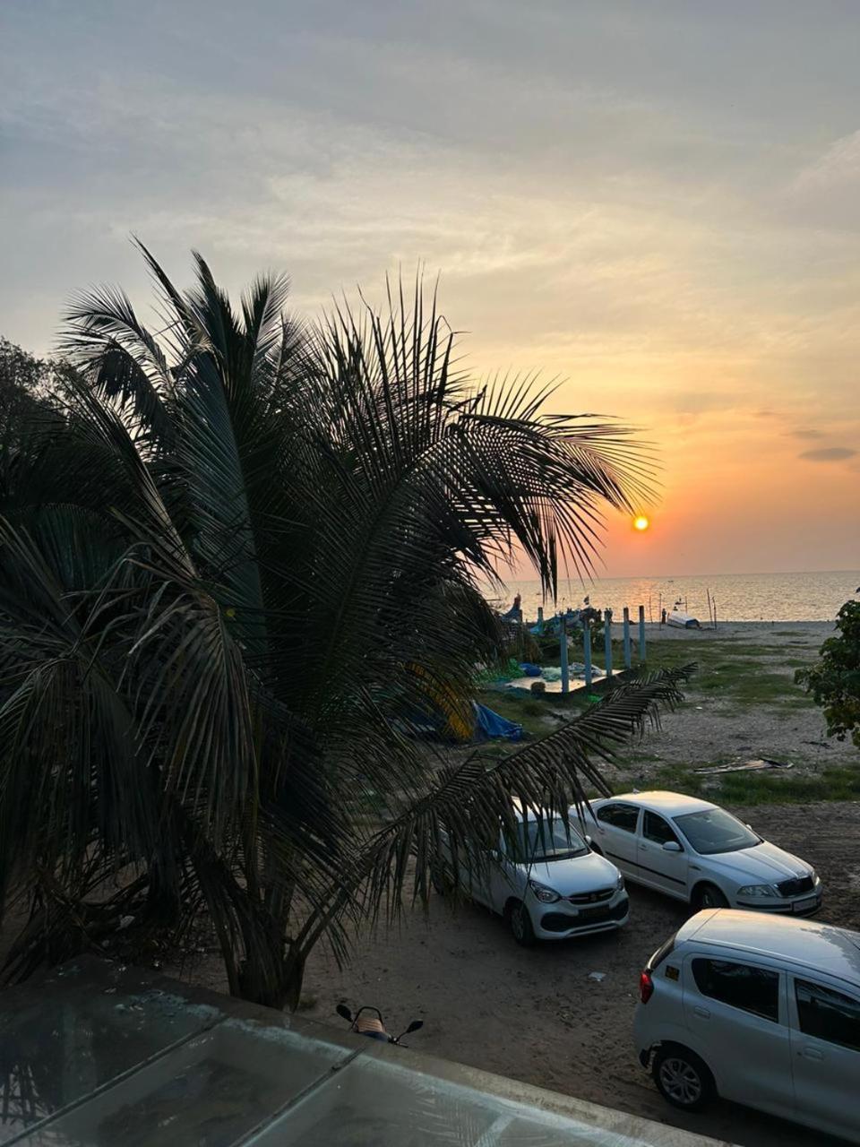 Caspian Beach Resort Alappuzha Екстериор снимка